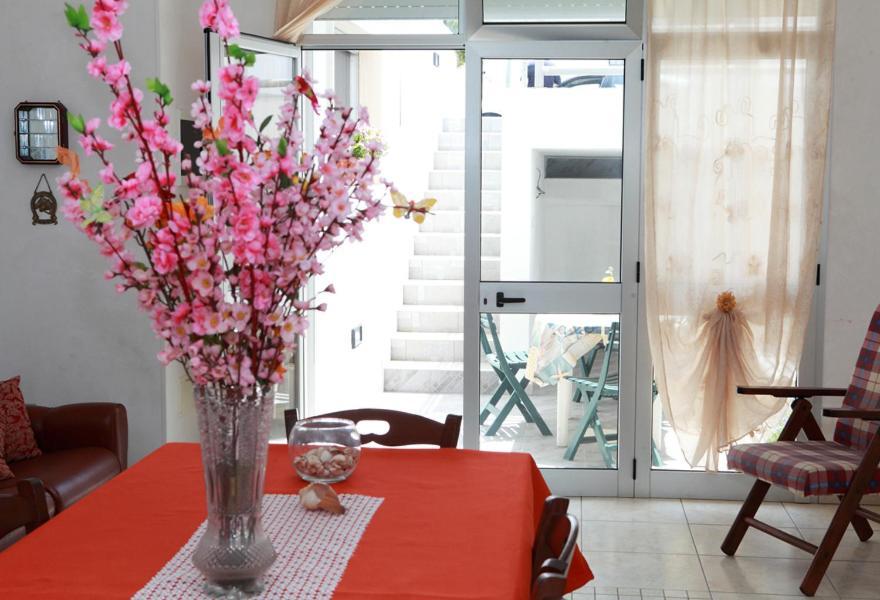 Ferienhaus Casa Fronte Mare Posto Rosso 8 Posti Letto
